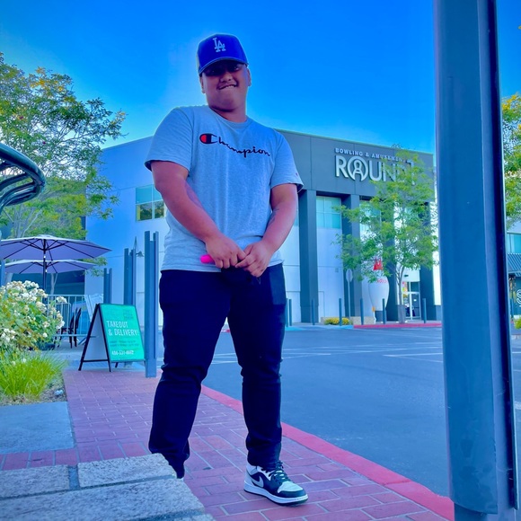 Meet your Posher, Cedrickyyyyy - Picture 1 of 1